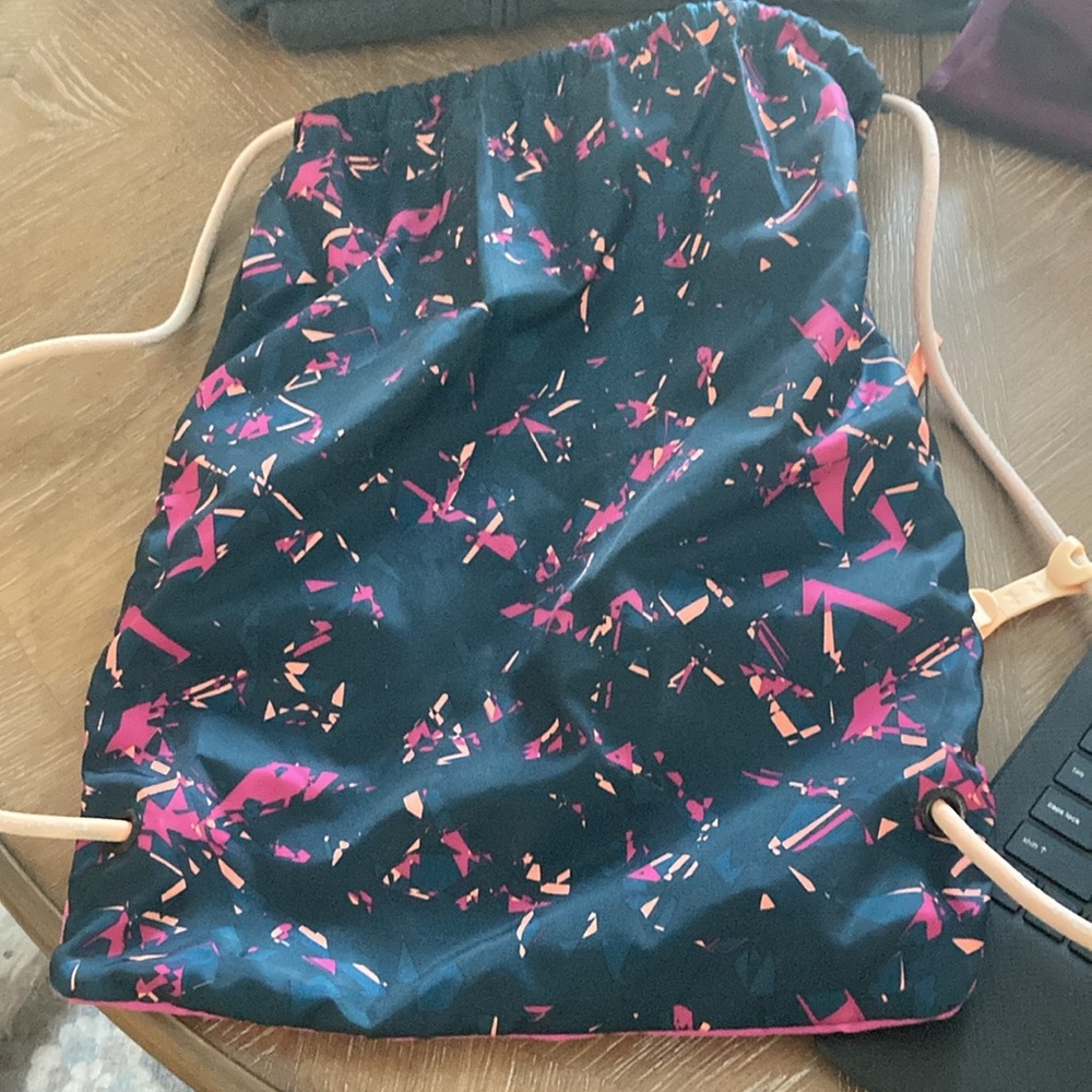 Under Armor undeniable drawstring backpack - Picture 2 of 5